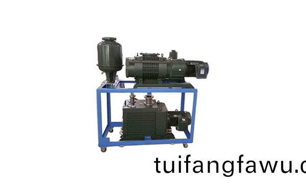 鏇片(pian)式真空(kong)機組.